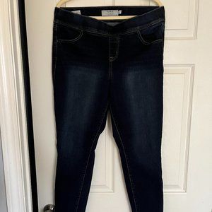 Torrid Lean Jeans - Size 1T